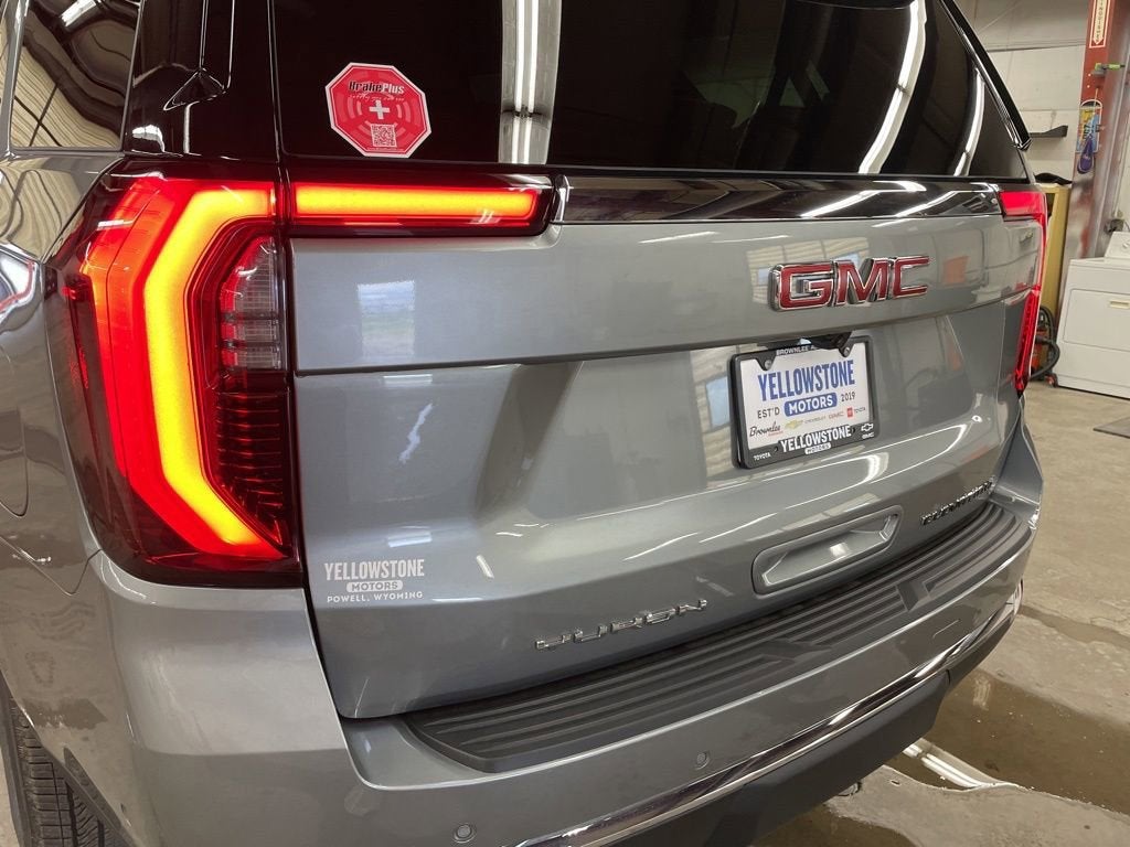 2025 GMC Yukon Elevation