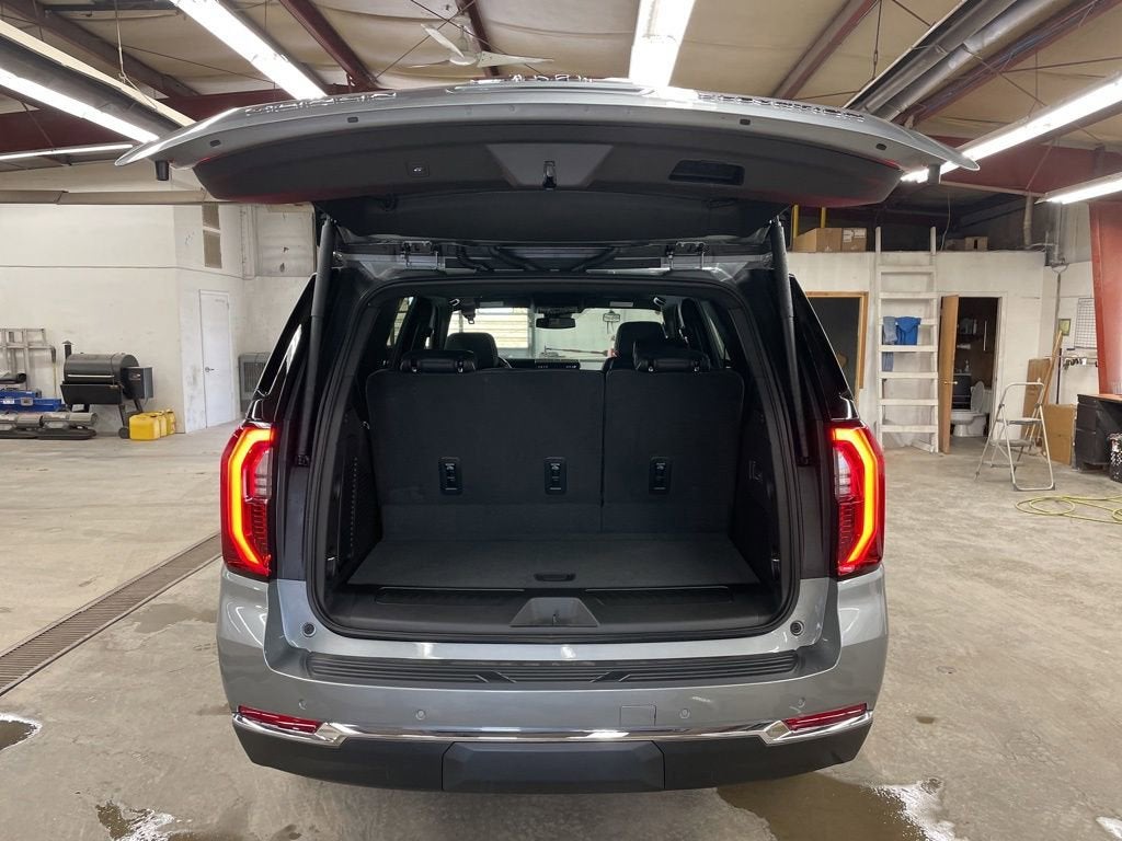 2025 GMC Yukon Elevation