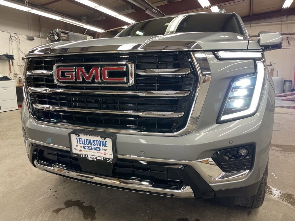 2025 GMC Yukon Elevation