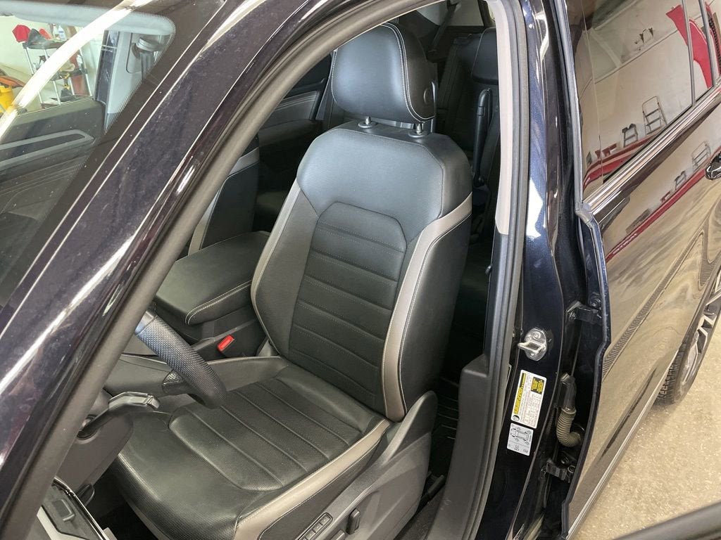 2021 Volkswagen Atlas 3.6L V6 SEL Premium R-Line