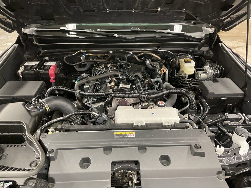 2025 Toyota Tacoma 4WD SR