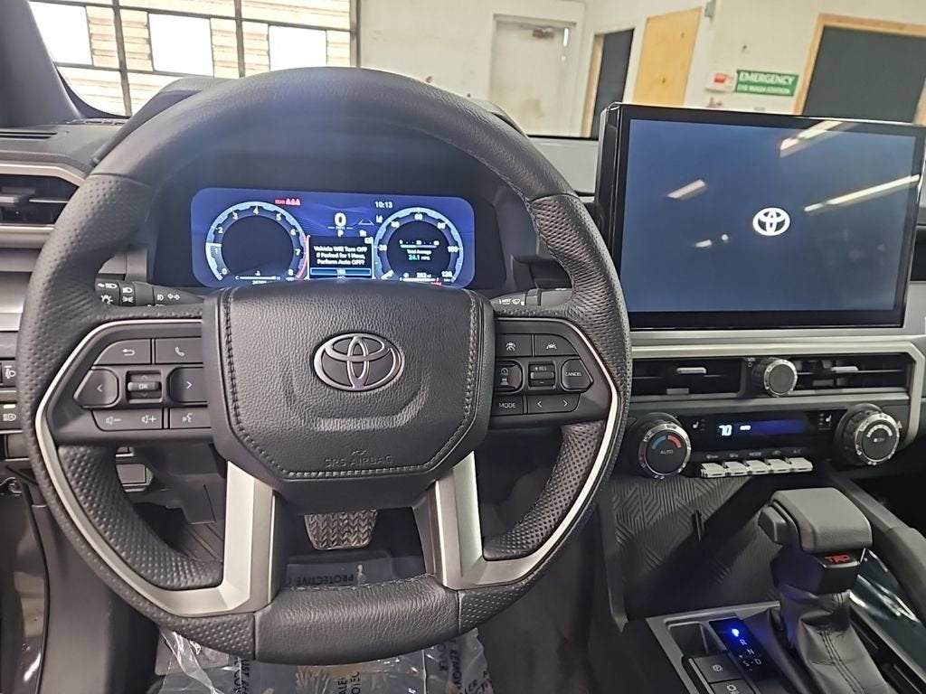 2024 Toyota Tacoma 4WD SR5