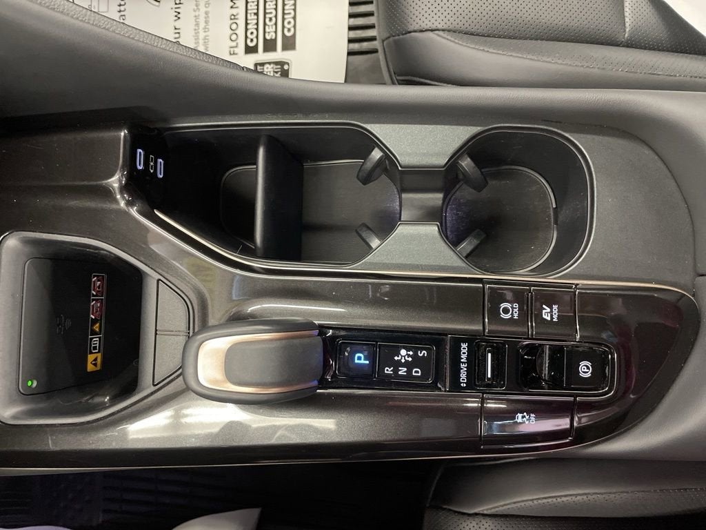 2025 Toyota Crown Signia XLE