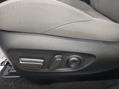 2023 Toyota Venza LE