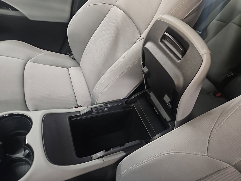 2023 Toyota Venza LE