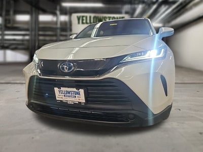2023 Toyota Venza LE