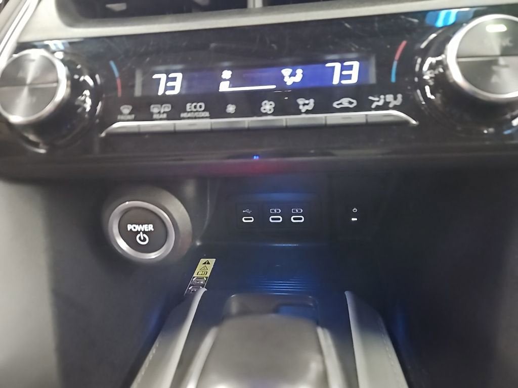 2023 Toyota Venza LE