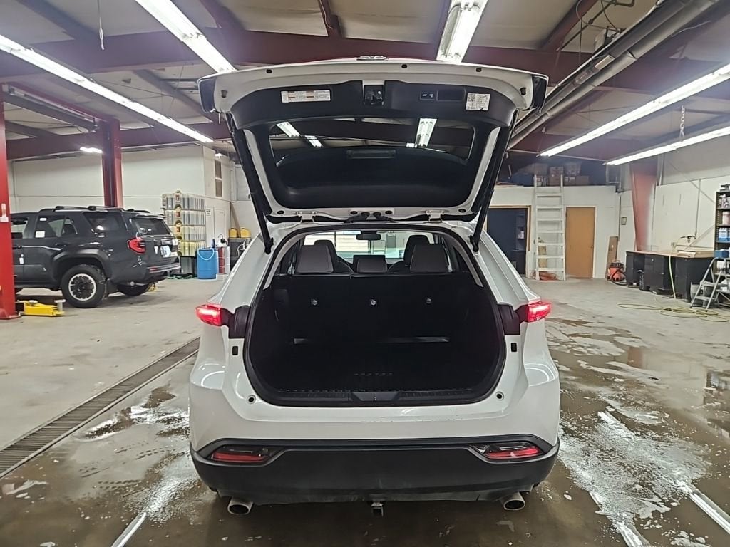 2023 Toyota Venza LE