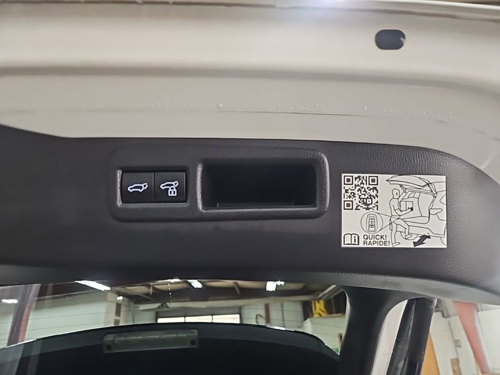 2023 Toyota Venza LE