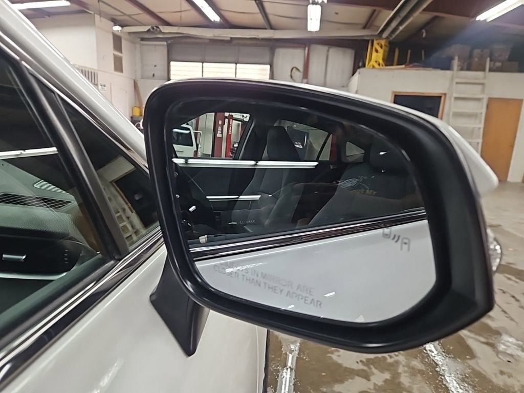 2023 Toyota Venza LE