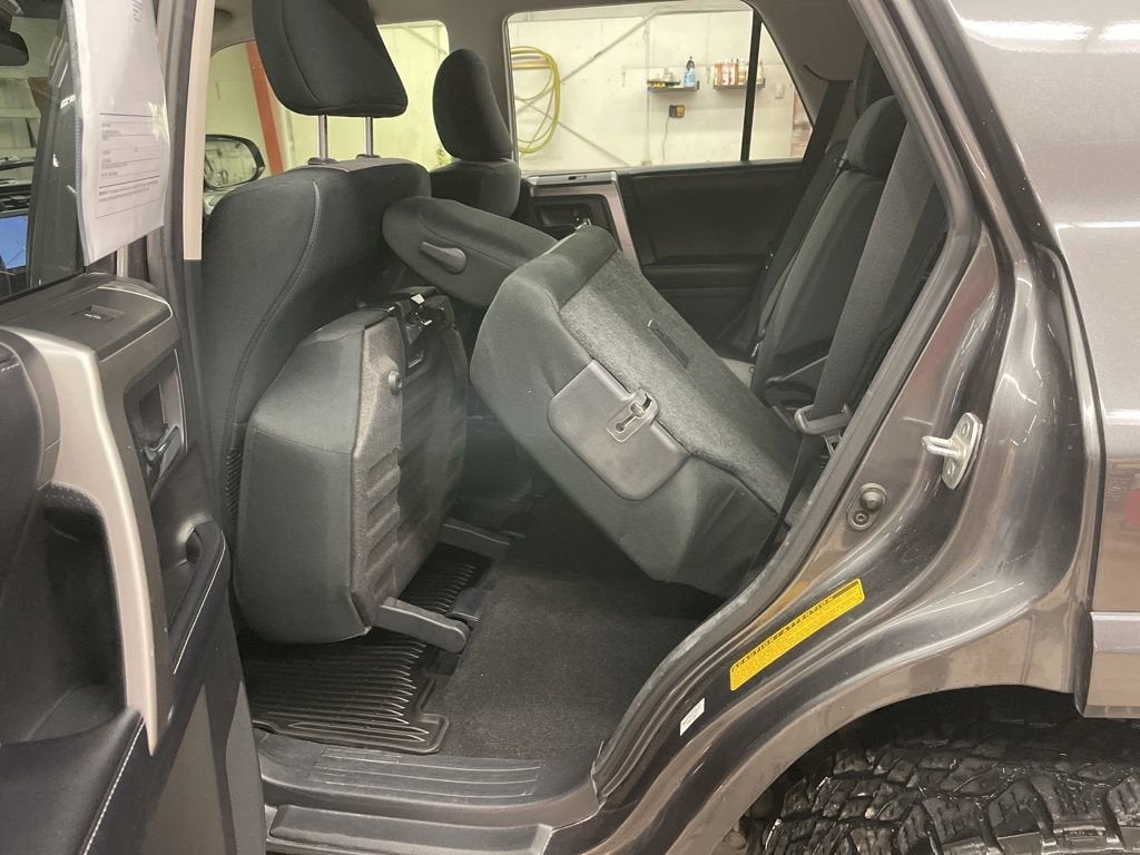 2020 Toyota 4Runner SR5