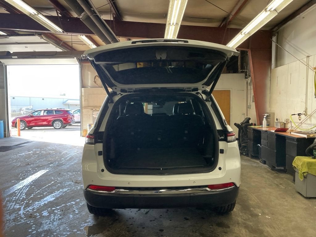 2024 Jeep Grand Cherokee 4xe BASE
