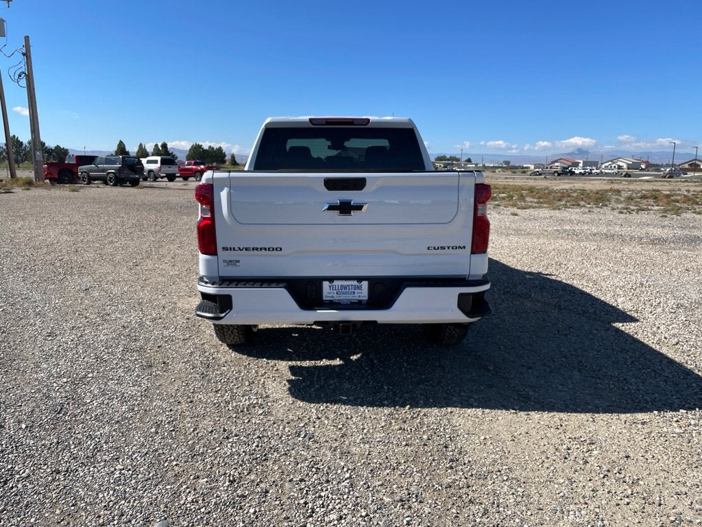 2026 Chevrolet Silverado 1500 Custom