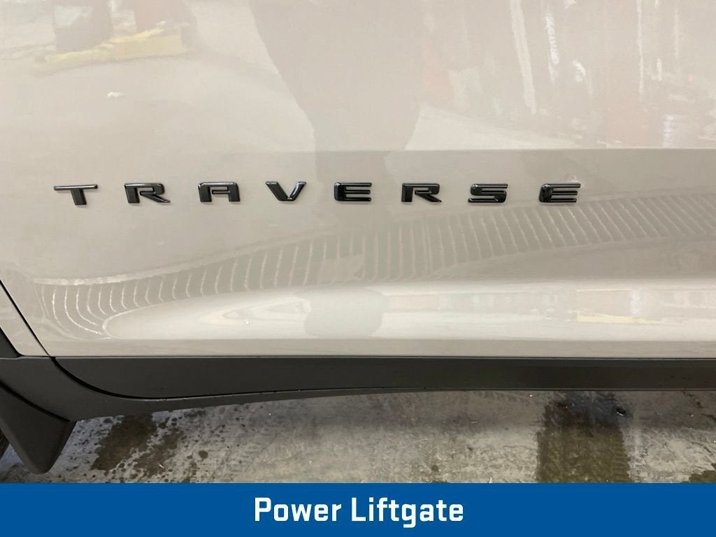 2027 Chevrolet Traverse Z71 - Photo 10