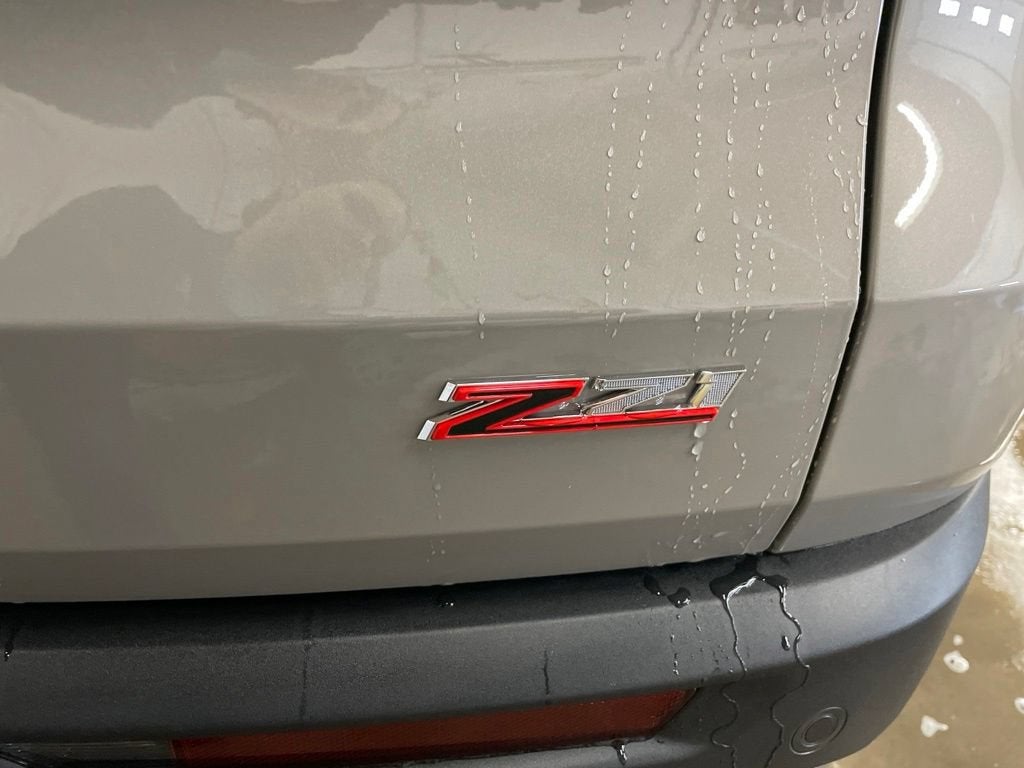 2027 Chevrolet Traverse Z71 - Photo 33
