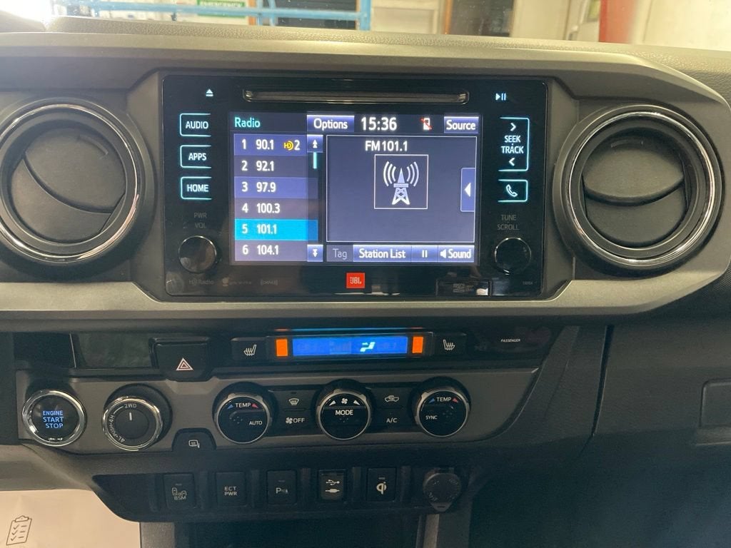 2017 Toyota Tacoma SR5