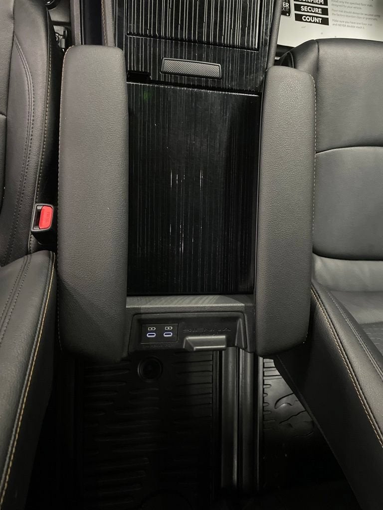 2025 Toyota Sienna XSE