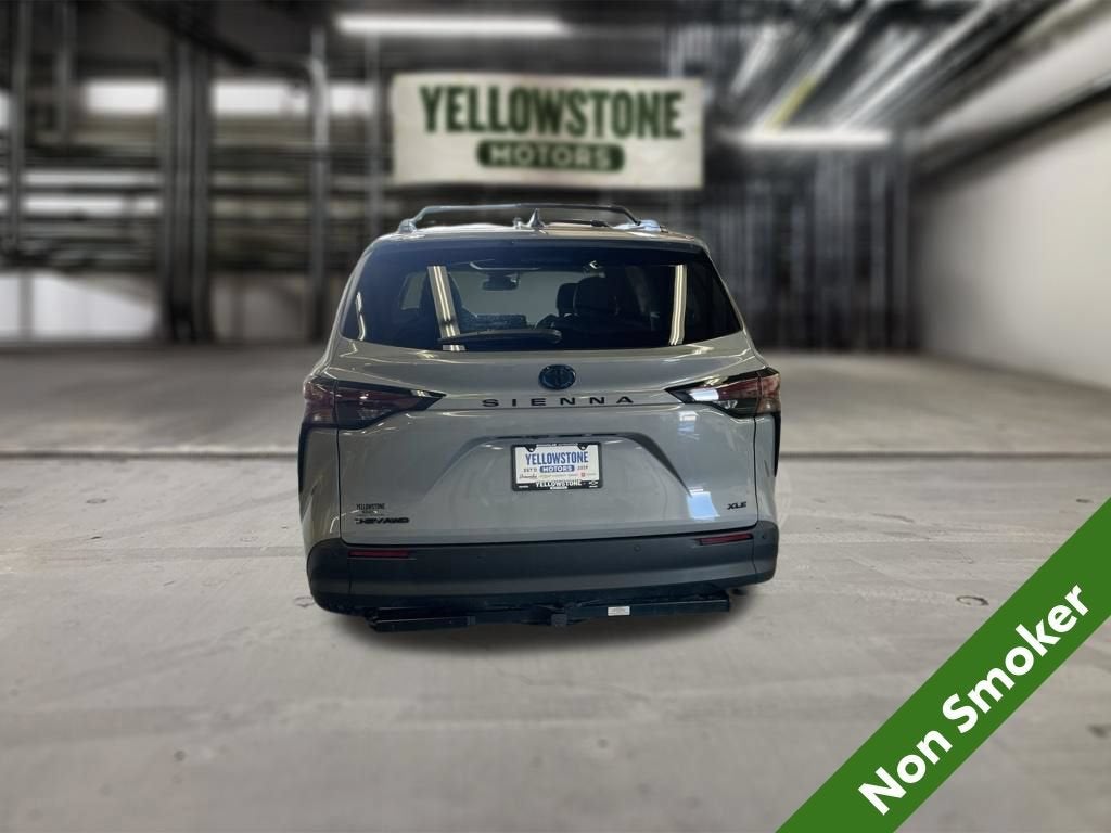 2025 Toyota Sienna XSE