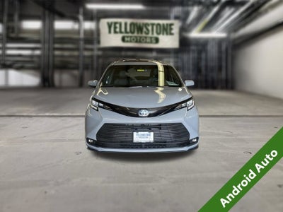 2025 Toyota Sienna XSE