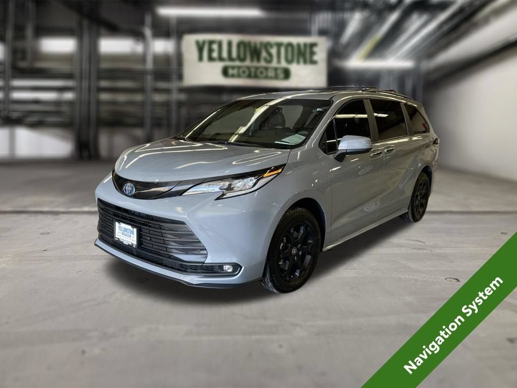 2025 Toyota Sienna XSE