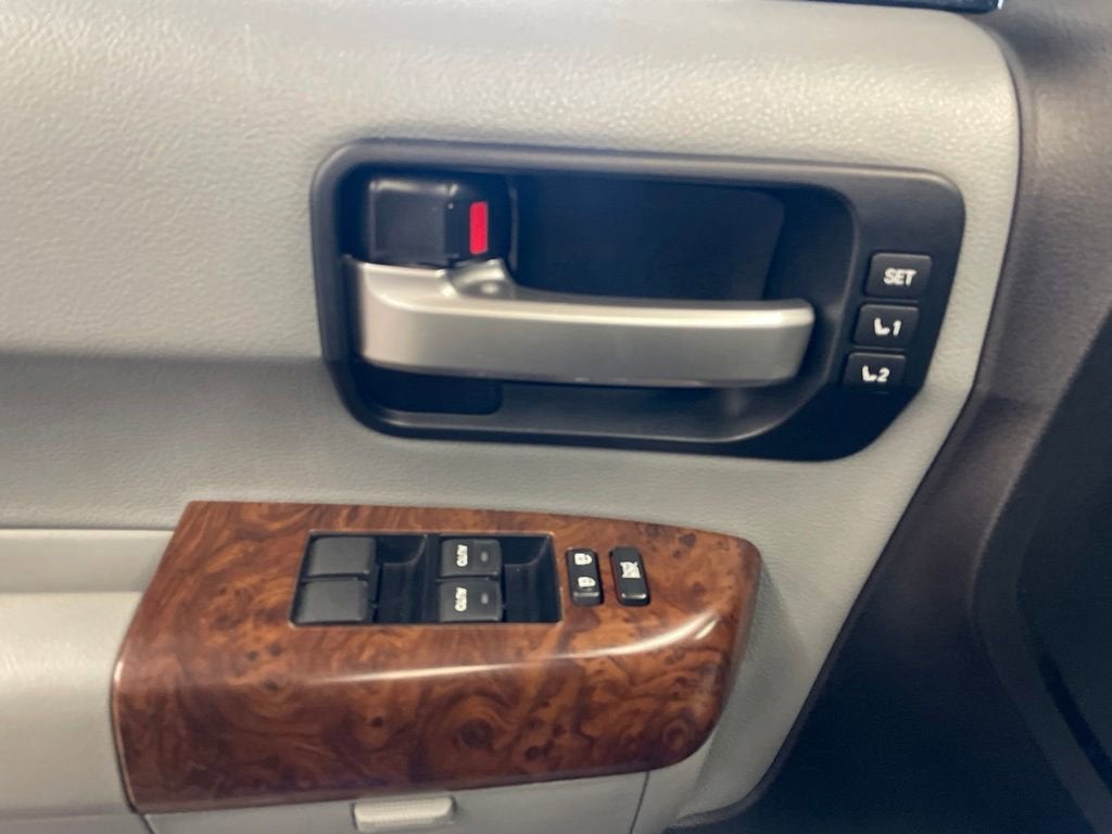 2010 Toyota Sequoia Platinum