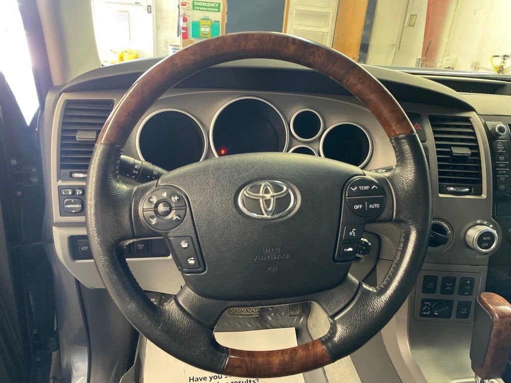 2010 Toyota Sequoia Platinum