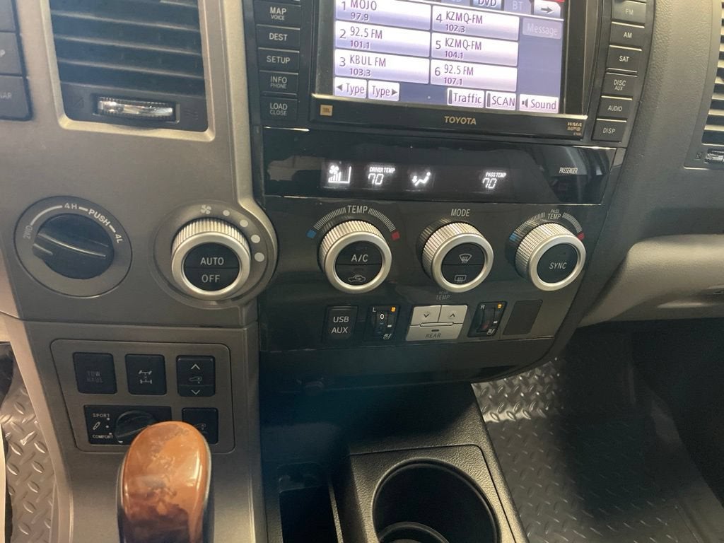 2010 Toyota Sequoia Platinum