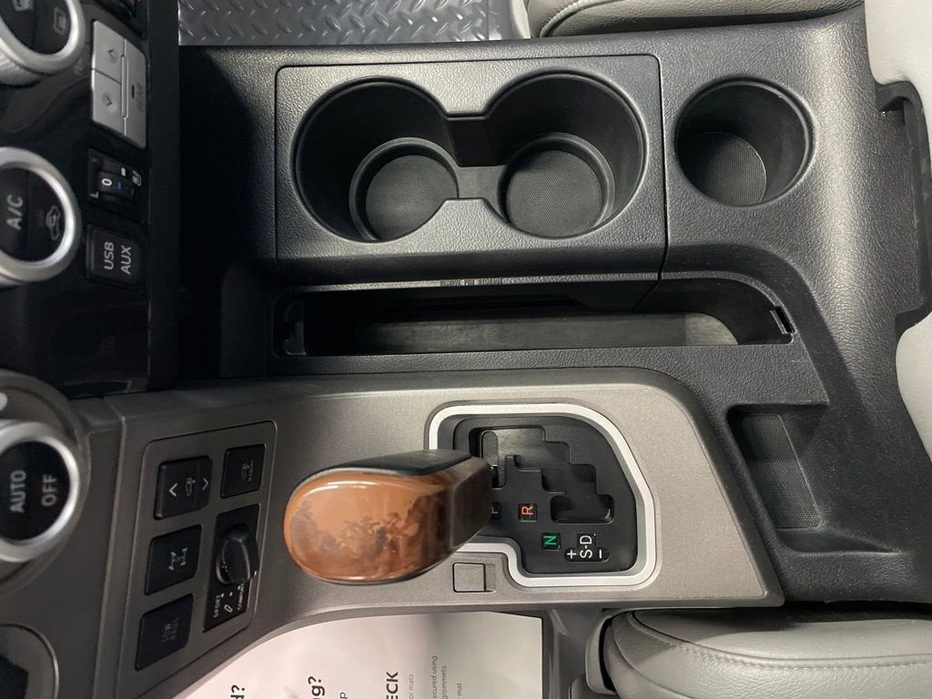 2010 Toyota Sequoia Platinum