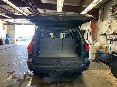 2010 Toyota Sequoia Platinum