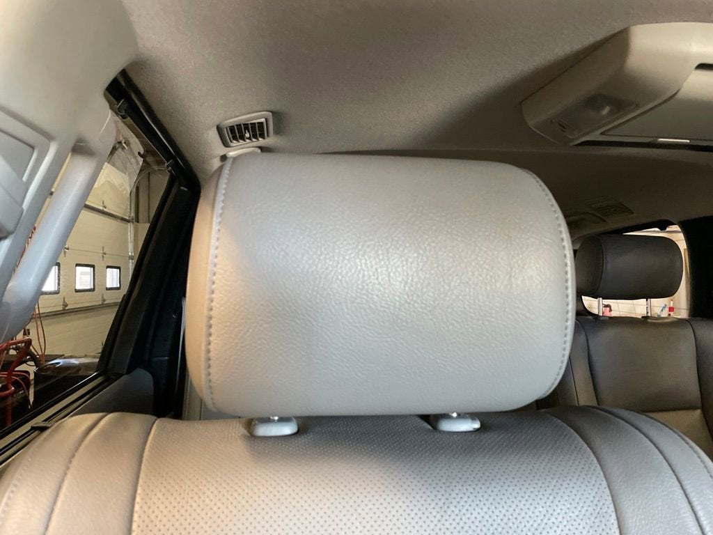 2010 Toyota Sequoia Platinum