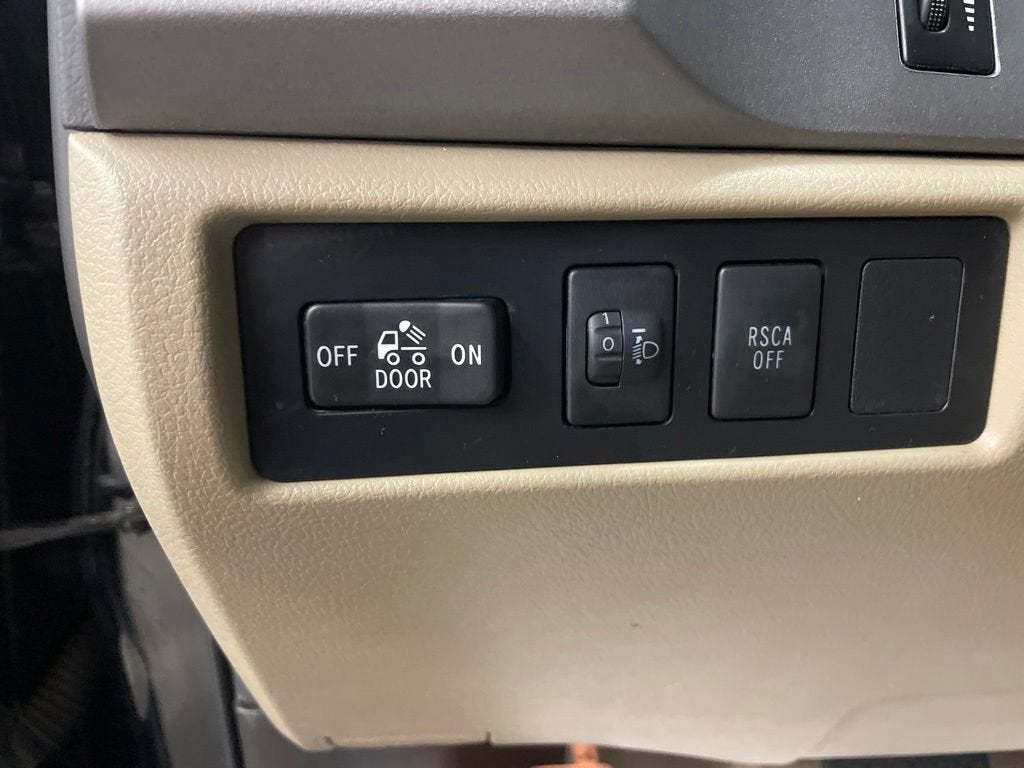 2011 Toyota Tundra 4WD Truck LTD