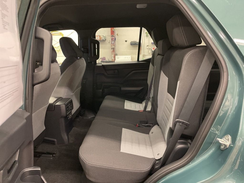 2025 Toyota 4Runner Hybrid TRD Off Road