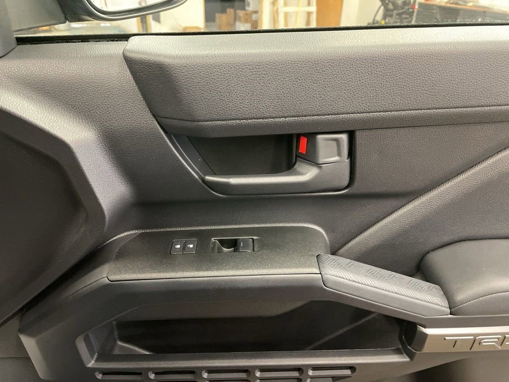 2025 Toyota 4Runner Hybrid TRD Off Road