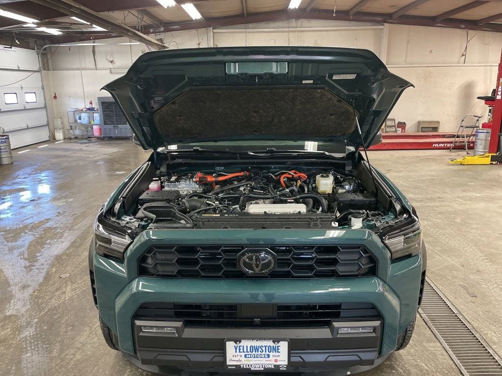 2025 Toyota 4Runner Hybrid TRD Off Road